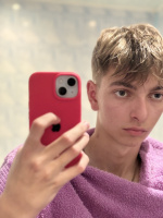 Ищу красивую милый, мне 19, люблю постарше, до 35 лет  – Фото 1