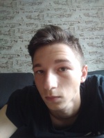 Парень 18 лет хочет найти девушку в Бресте – Фото 1