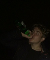 Ищу девушку, до 20 лет, интересует отношения а там как пойдет) – Фото 1