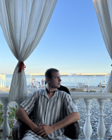 Парень ищет девушку подружку  – Фото 1