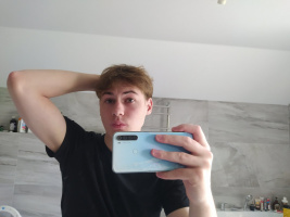 Парень 18 лет хочет найти девушку в Минске – Фото 1