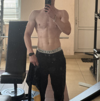 Парень 23 года, спортсмен (фото на ответ) – Фото 1