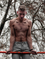 Спортивный парень 19 лет хочет найти девушку в Минске – Фото 1