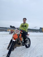 Сисястую девушку – Фото 2