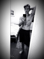 Кто хочет молодого жеребца, тому сюда. – Фото 1