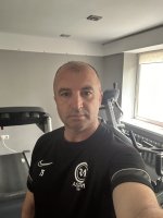 Мужчина 39 лет. Познакомлюсь с девушкой 18-25 лет для встреч. Живу один. – Фото 1